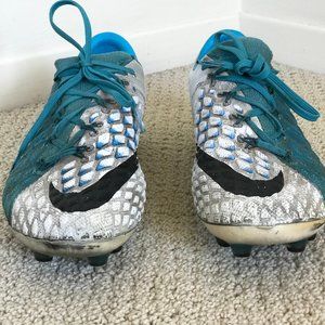 Hypervenom Phantom Soccer Cleats- White/Black/Blue